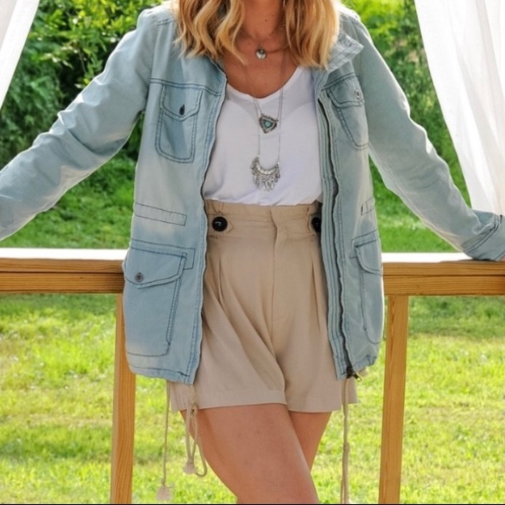 Chambray Utility Jacket - Picture 2 of 8